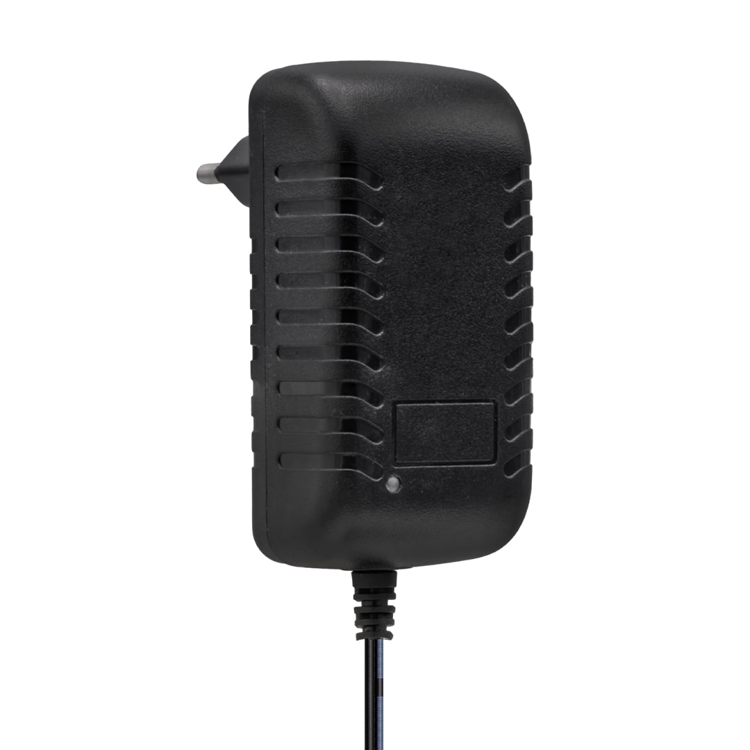 12.6 VOLT - 1 AMPER 5.5*2.5 UÇLU KIRMIZI YEŞİL LEDLİ YERLİ ÜRETİM PRİZ TİPİ ŞARJ ADAPTÖRÜ (4707) 12.6 VOLT - 1 AMPER 5.5*2.5 UÇLU KIRMIZI YEŞİL LEDLİ YERLİ ÜRETİM PRİZ TİPİ ŞARJ ADAPTÖRÜ (4707)