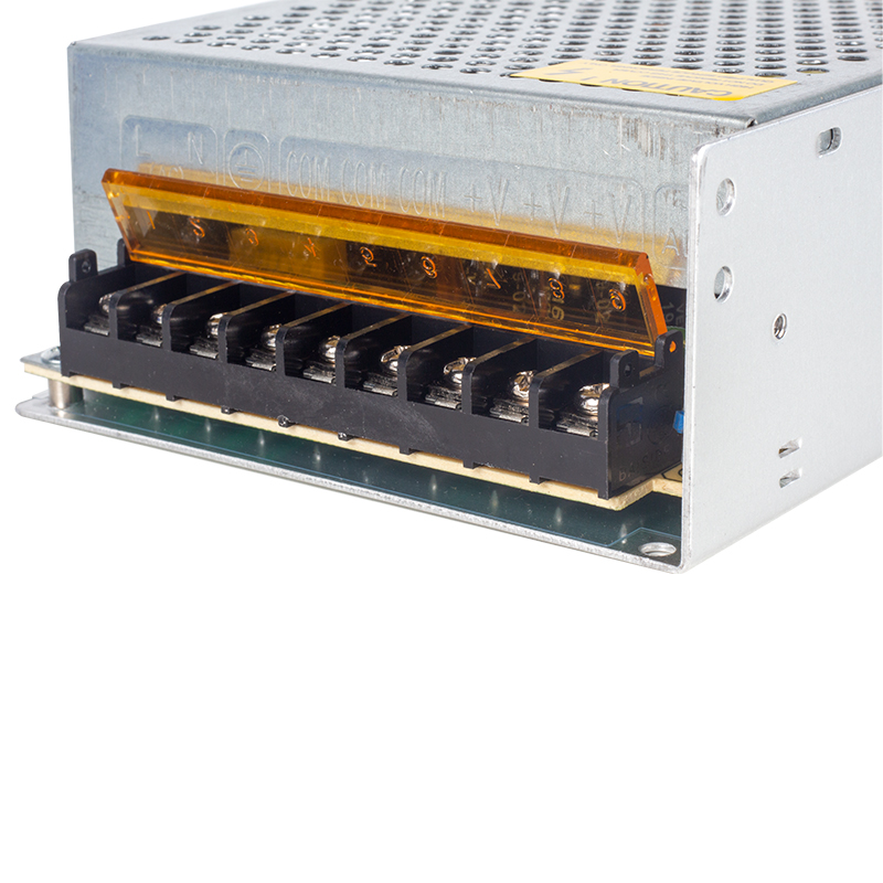 12 VOLT - 20 AMPER - 240 WATT METAL KASA ADAPTÖR (4707) 12 VOLT - 20 AMPER - 240 WATT METAL KASA ADAPTÖR (4707)