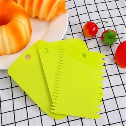 Petinka Kesici Kazıyıcı Dekoratör 3` lü Set Pasta Hamur Şekillendirici Spatular Petinka Kesici Kazıyıcı Dekoratör 3` lü Set Pasta Hamur Şekillendirici Spatular