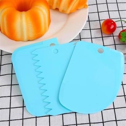 Petinka Kesici Kazıyıcı Dekoratör 3` lü Set Pasta Hamur Şekillendirici Spatular Petinka Kesici Kazıyıcı Dekoratör 3` lü Set Pasta Hamur Şekillendirici Spatular